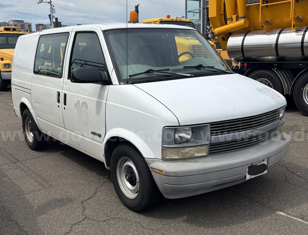 2000 Chevrolet Astro Work Van LOW MILES