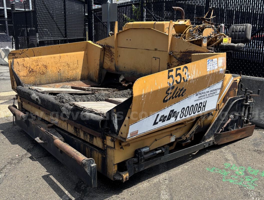 1993 LeeBoy Self Propelled Track Asphalt Paver