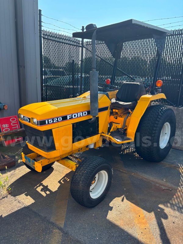 1990 Ford 1520 Diesel Compact Tractor