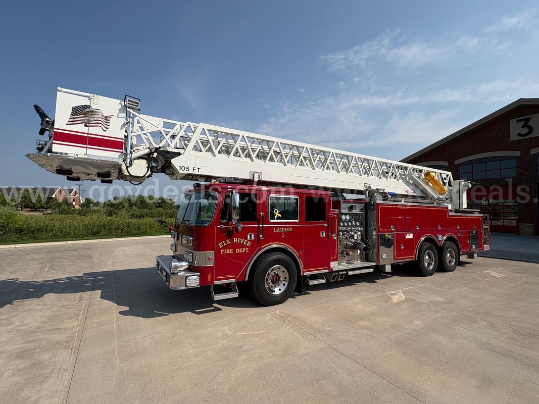 1990 Pierce Arrow Cab Forward 105' Platform Aerial Fire Truck