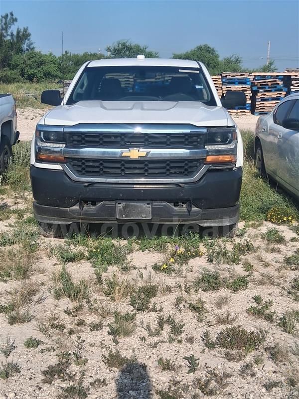 2018 Chevrolet Silverado 1500 LS Crew Cab Short Box 4WD