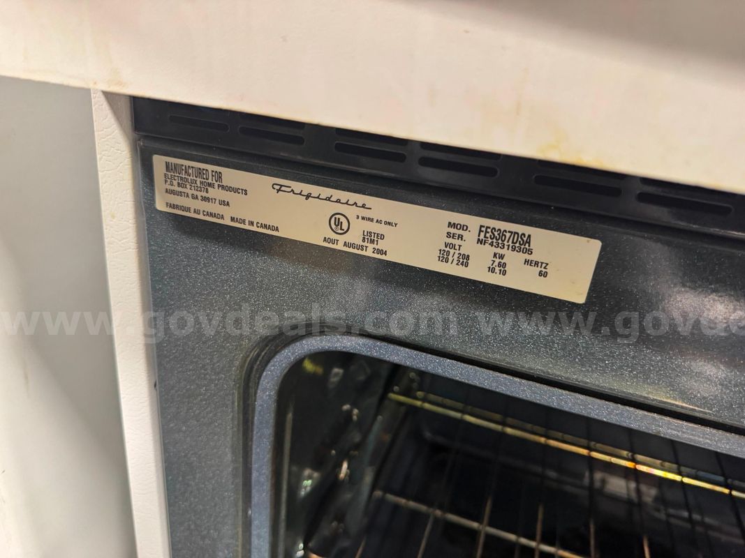 Frigidaire Flattop electric stove