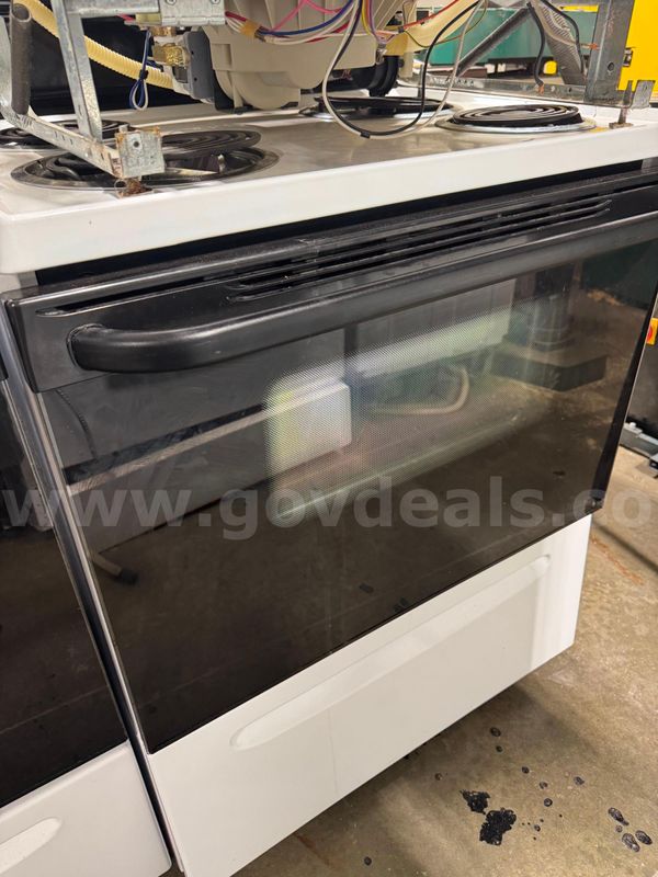 Frigidaire electric stove