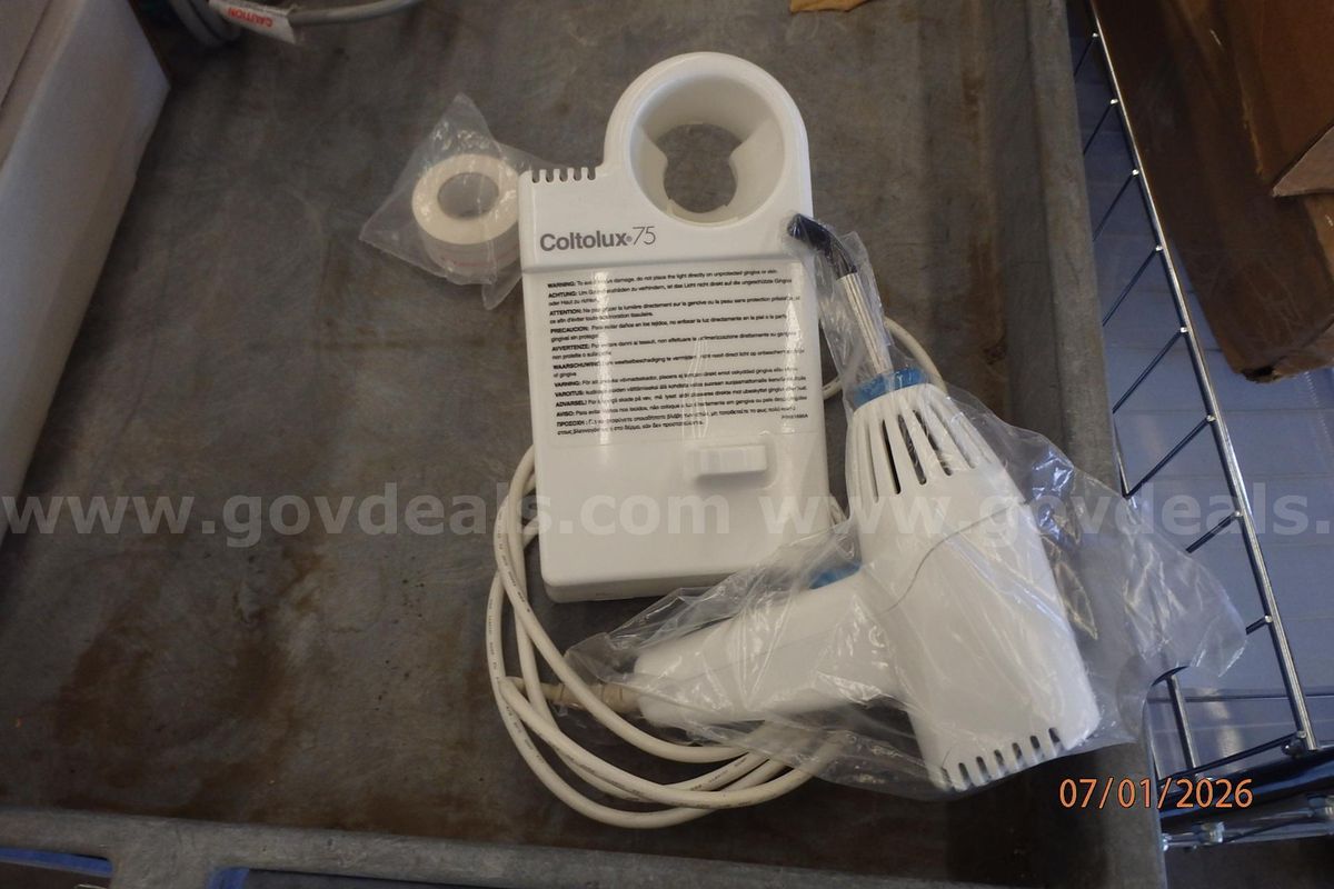 COLTOLUX 75 DENTAL CURING LIGHT