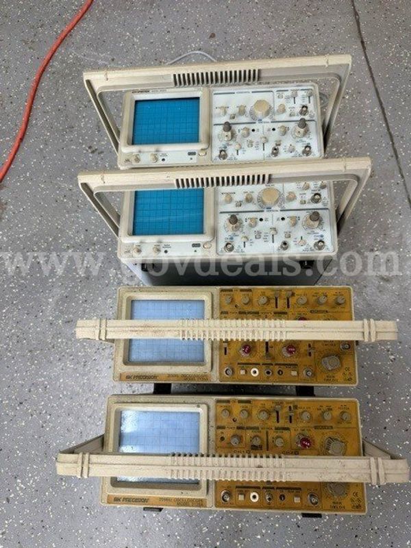 4 Oscilloscopes