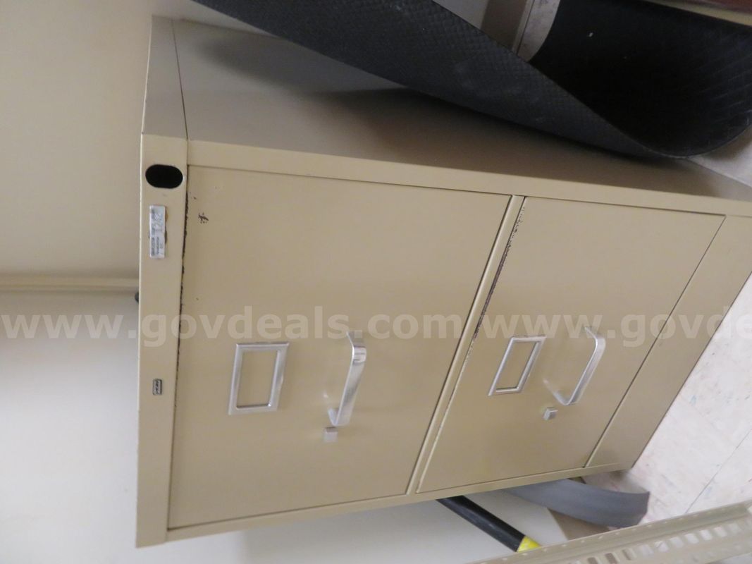 HON 2-drawer beige file cabinet, no lock