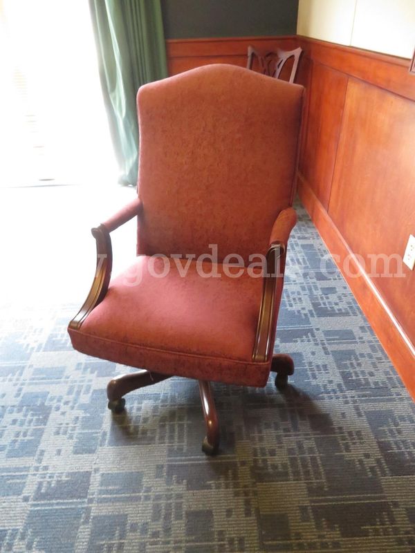 Lot of 14 Board Room Chairs