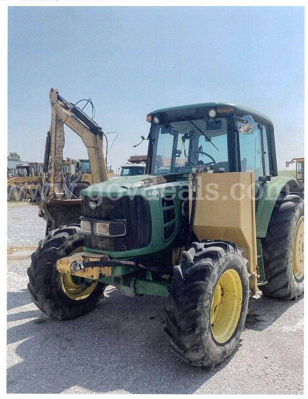2009 JD Tractor