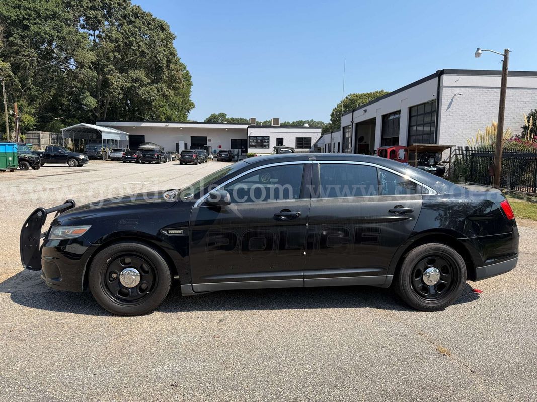 2013 Ford Taurus