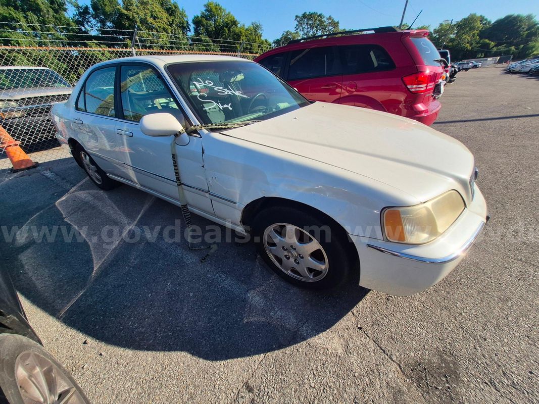 2002 Acura RL OPERATIONAL CONDITION UNKNOWN Seized Vehicle
