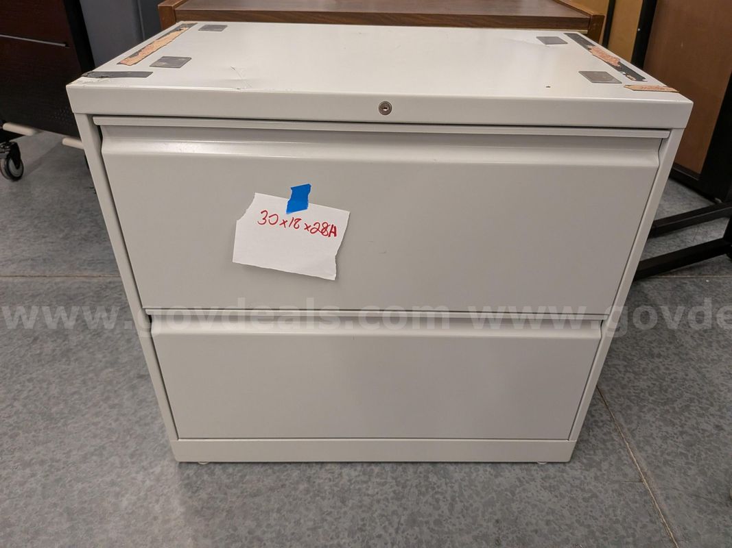 Lateral 2 drawer filing cabinet 30x18x28H