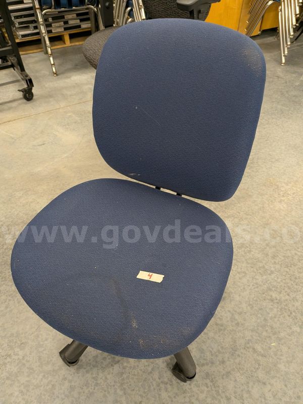 Rolling office chair #4
