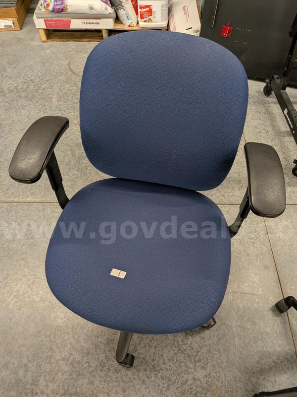 Rolling office chair #1
