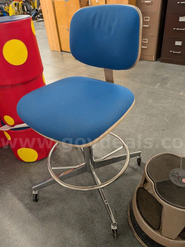 Light Blue Fabric Office Chair (No levelling)