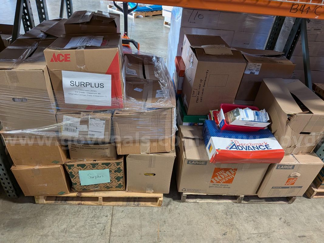 2 skids elementary curriculum and classroom books