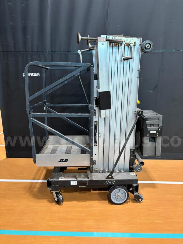 JLG Push Around Vertical Lift