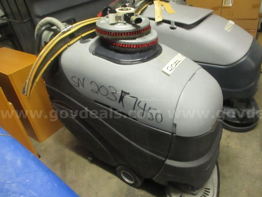FLOOR MACHINE, CONVERTAMATIC, AXP, LOT 2012, AR27007637-002