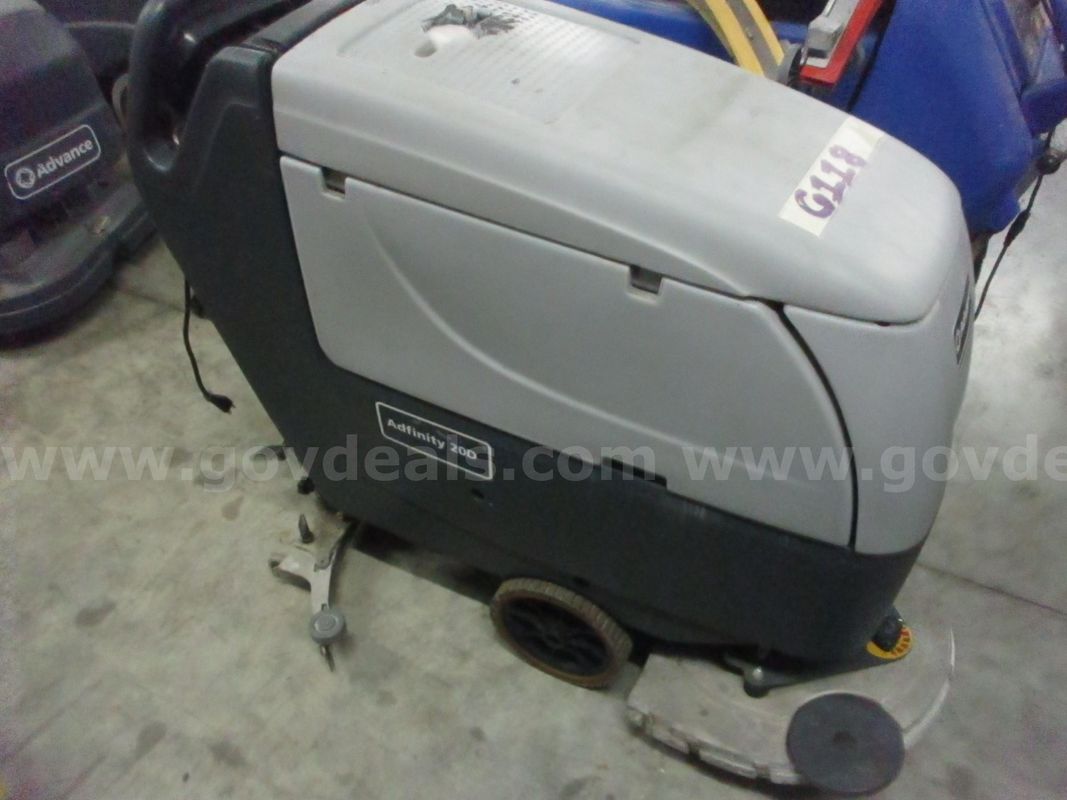 FLOOR MACHINE, ADVANCED, ADFINITY 200, LOT6118, AR27007637-026