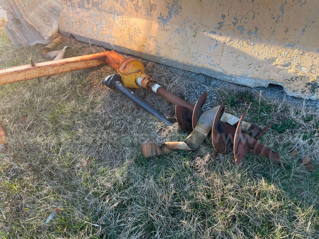 Tractor Auger