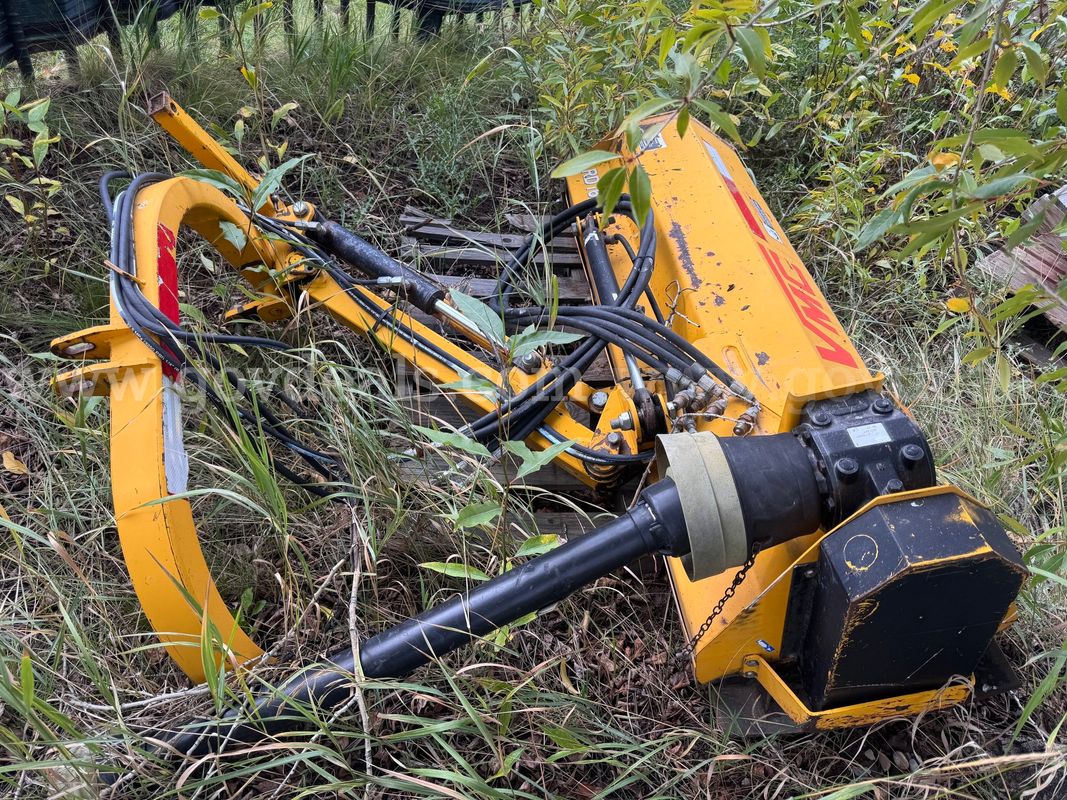 VMC RD160 offset ditcher/ flail cutter(ptodrive and hydraulic)