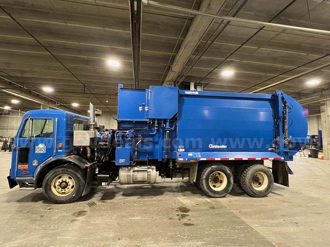 2011 Peterbilt 320 Curbtender Side Load Garbage Truck