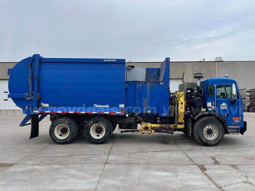2016 Peterbilt 320 Curbtender Side Load Garbage Truck