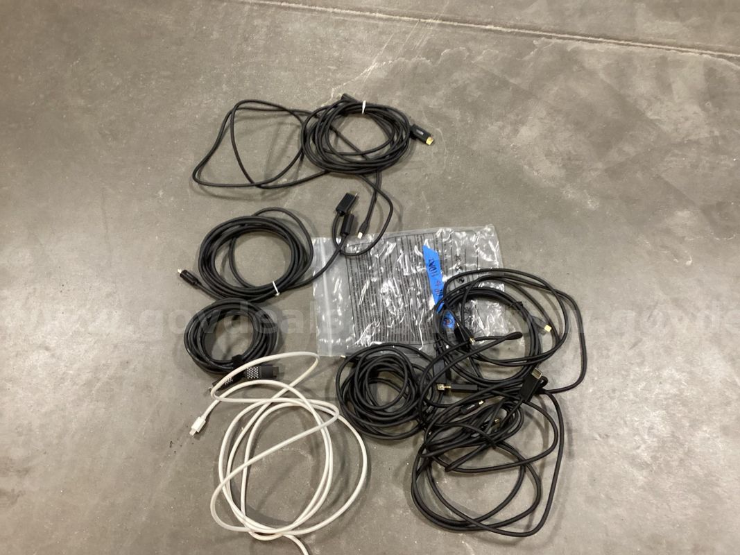 Adaptors/ Cables (lot of 10)