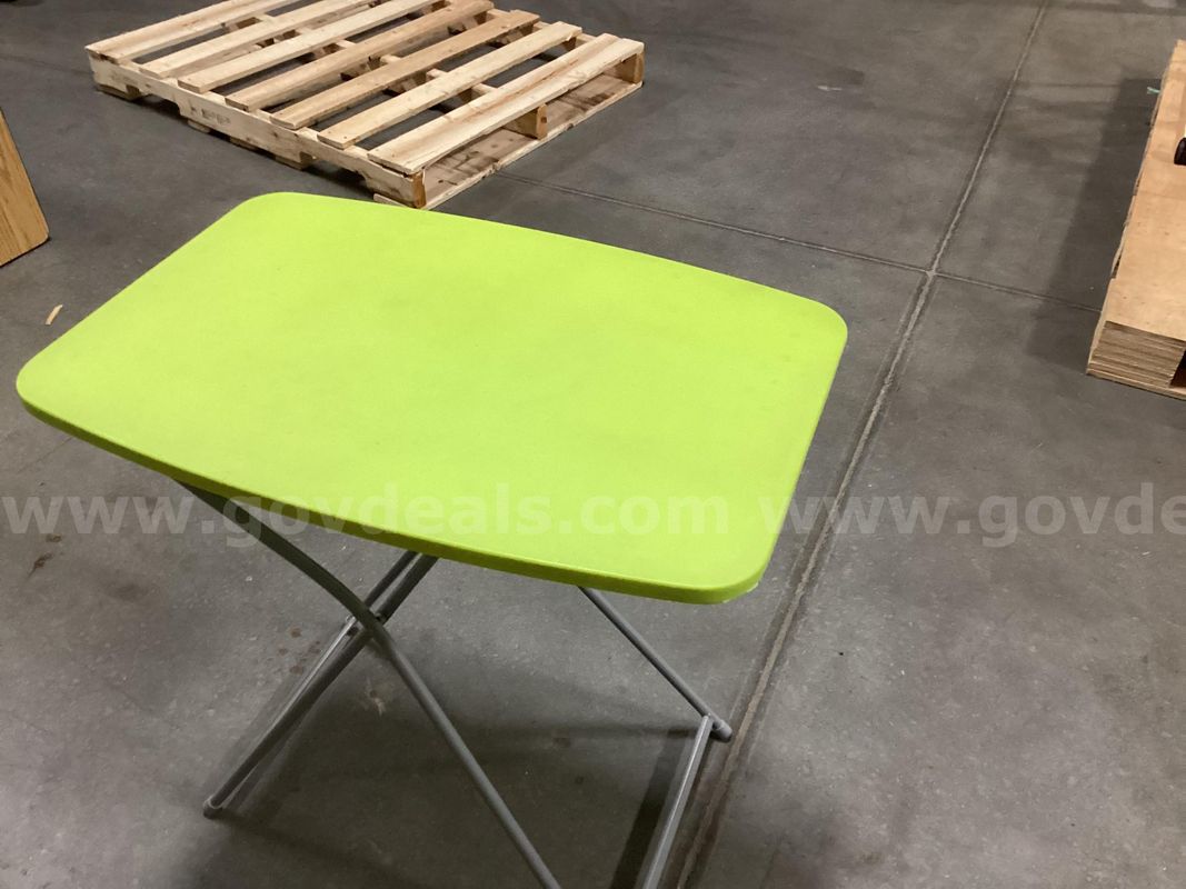Kids Plastic Folding Table