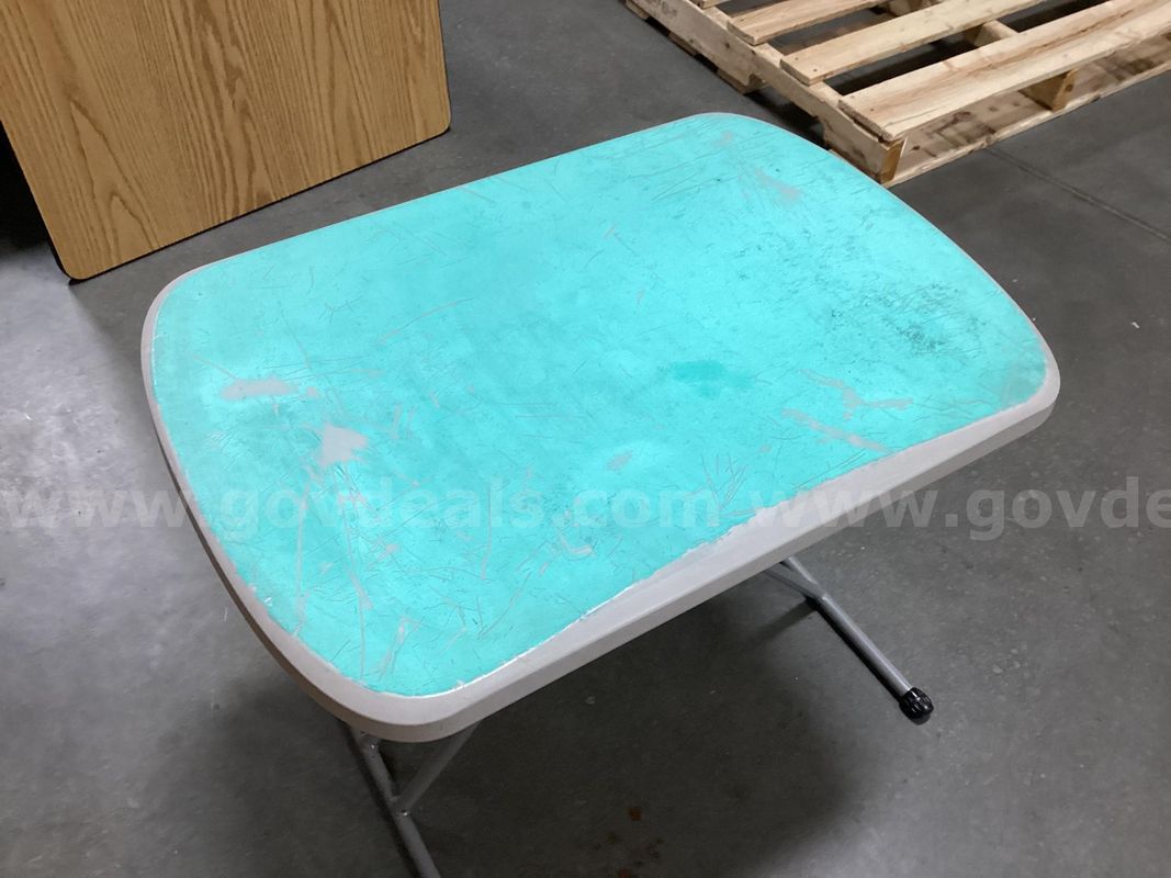 Kids Plastic Folding Table