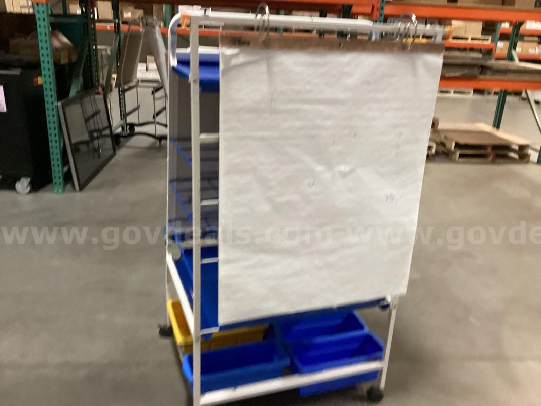 Easel