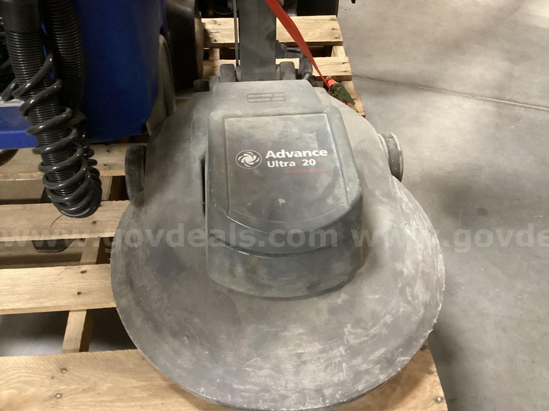 Advance Ultra 20 Scrubber