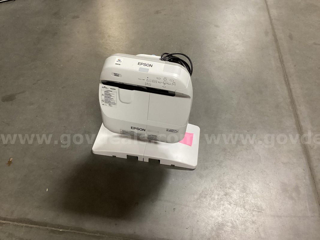 Projector and Mount