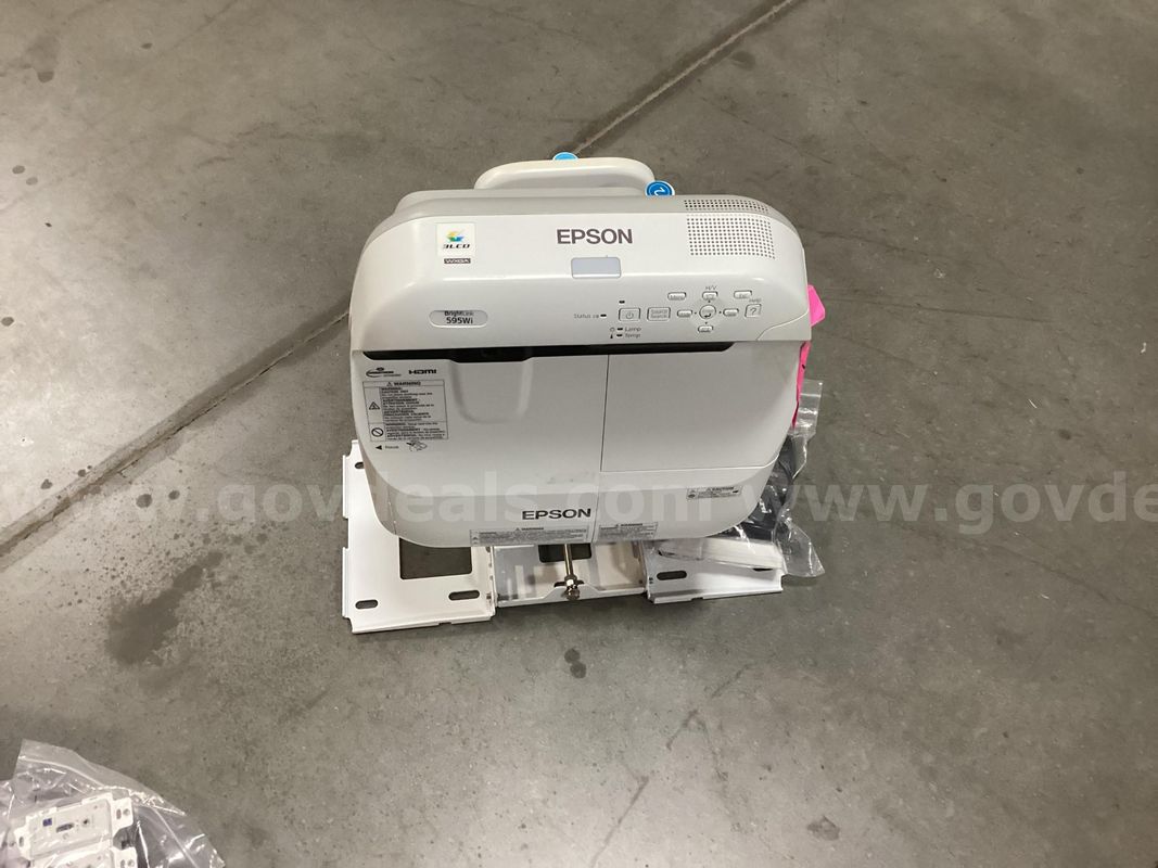 Projector and Mount