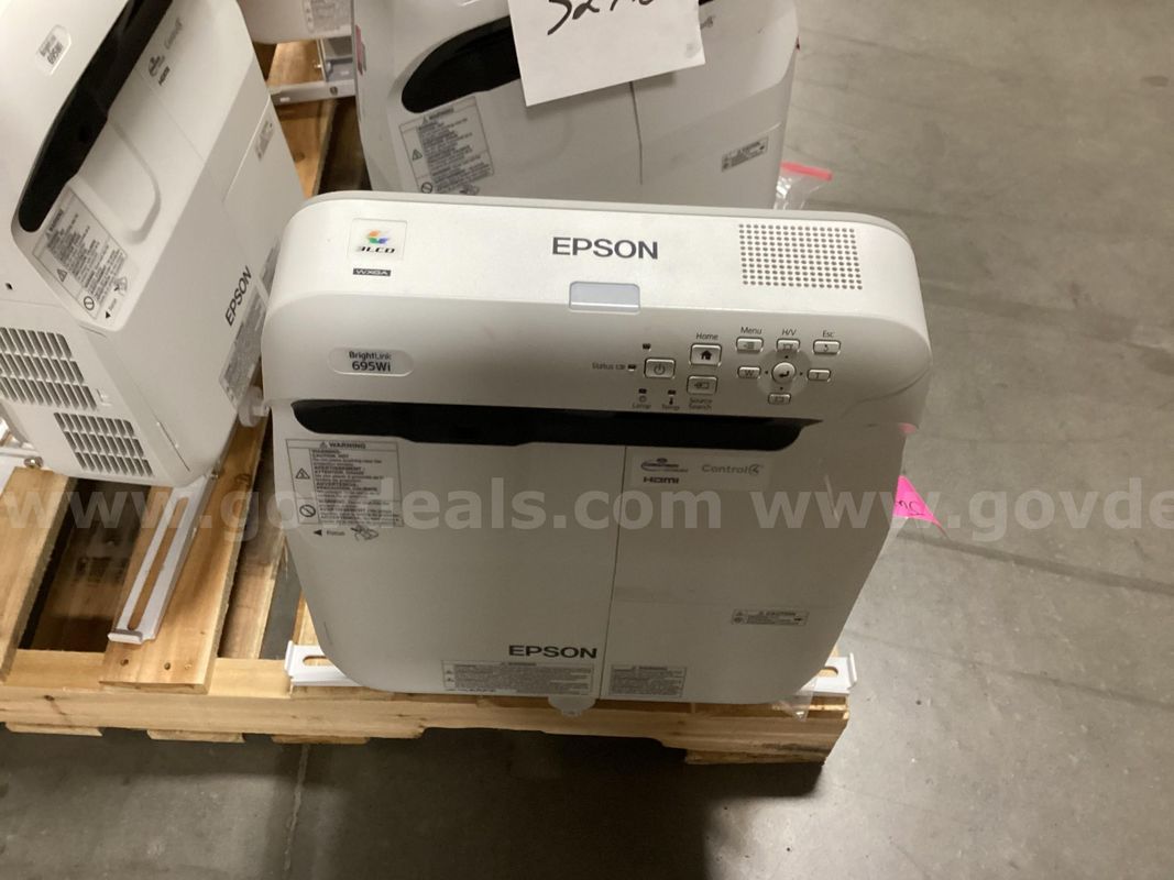 Projector and Mount