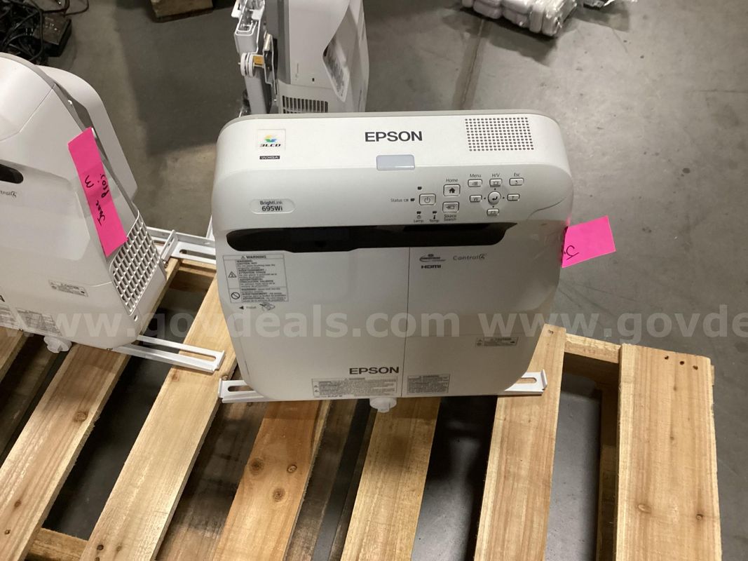 Projector and Mount