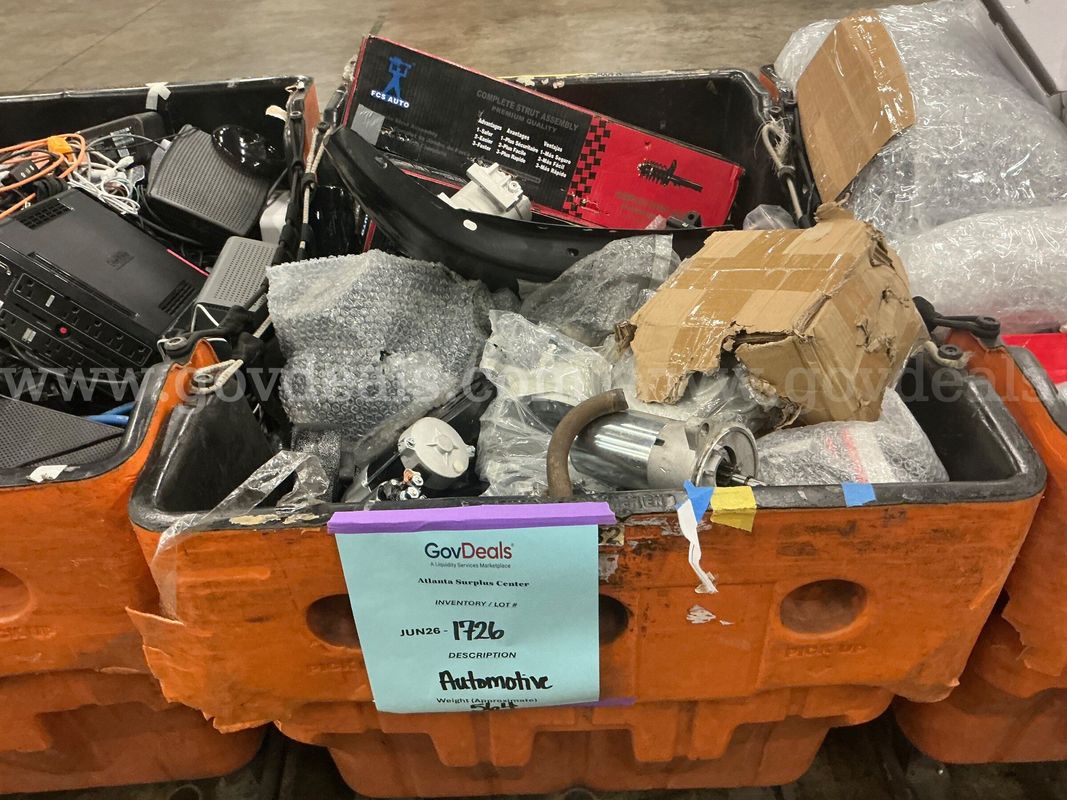Hardware: "Automotive and Hardware" (Hamper)(JUN26-1726)