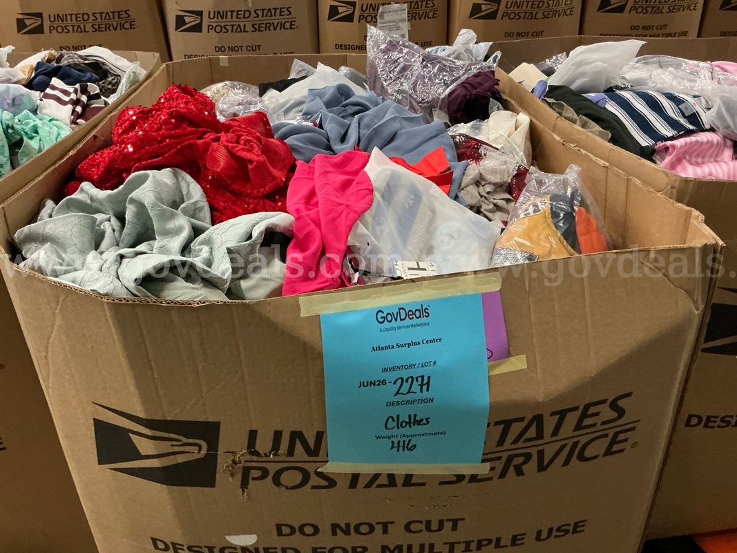 Apparel "Clothes" (JUN26-2271)