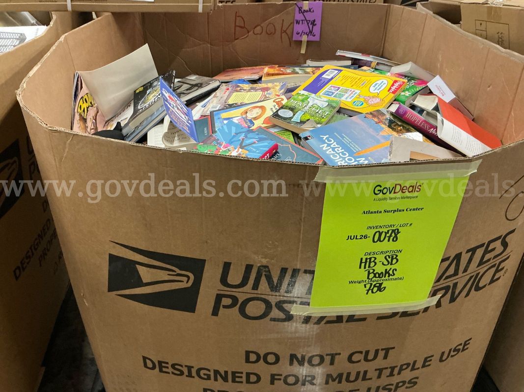 Books: Mixed "Hard and Soft Back" (Gaylord) (JUL26-0078)