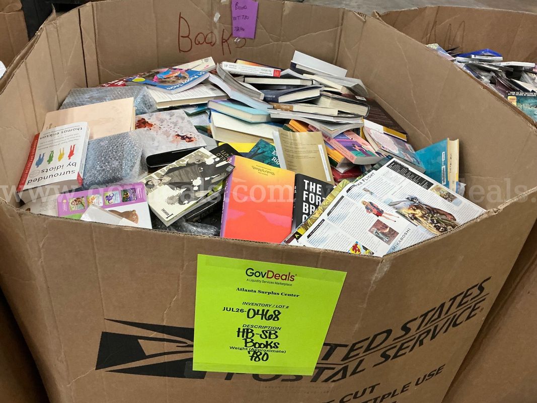 Books: Mixed "Hard and Soft Back" (Gaylord) (JUL26-0468)