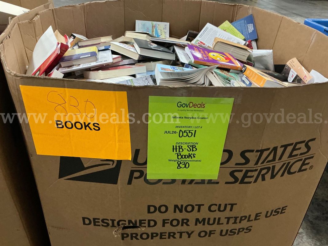 Books: Mixed "Hard and Soft Back" (Gaylord) (JUL26-0551)