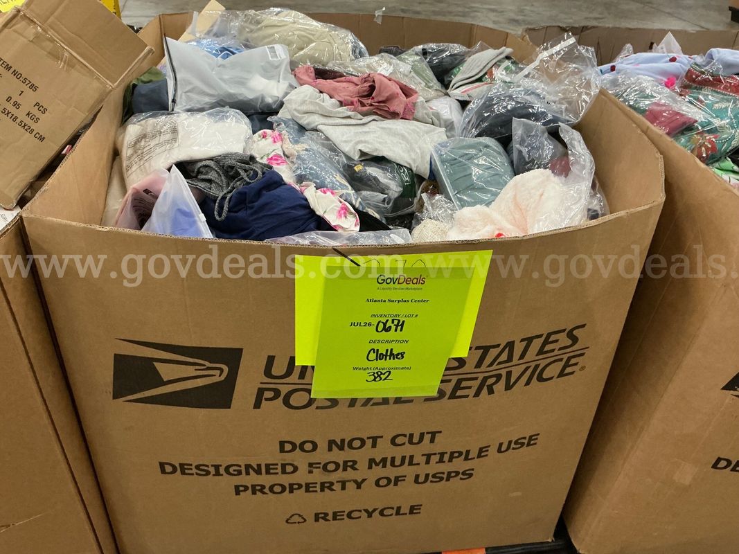 Apparel "Clothes" (JUL26-0671)