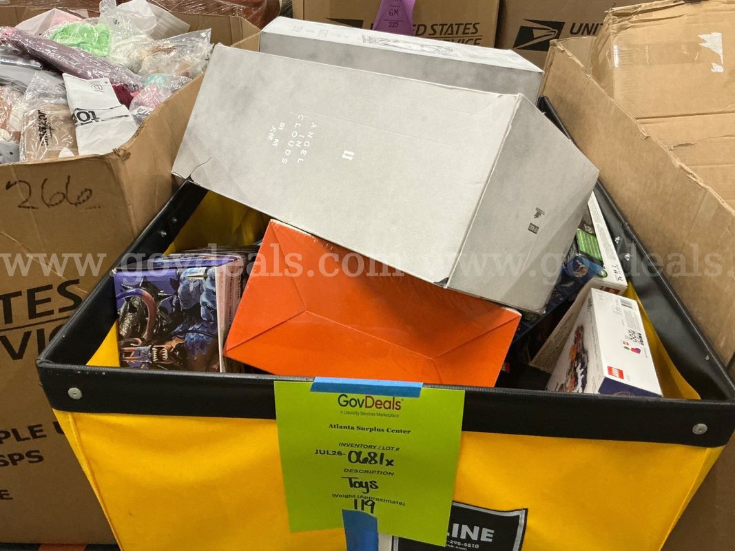 Collectibles: "Toys, Games and Puzzles" (JUL26-0681X)