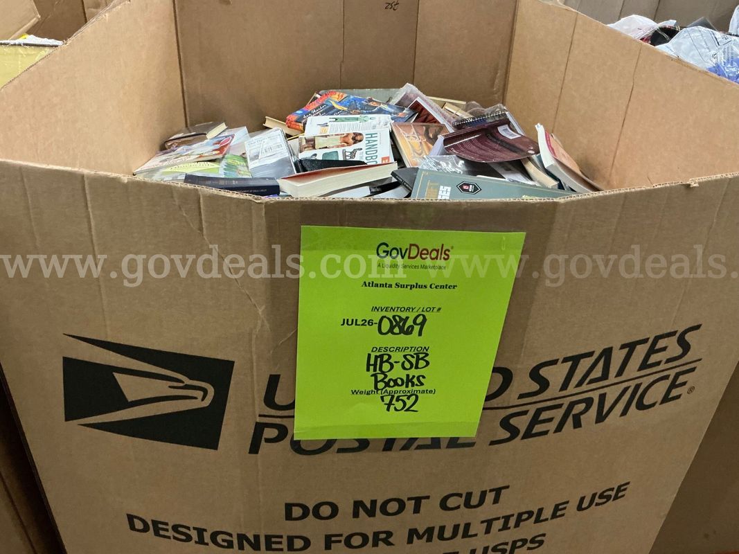 Books: Mixed "Hard and Soft Back" (Gaylord) (JUL26-0869)