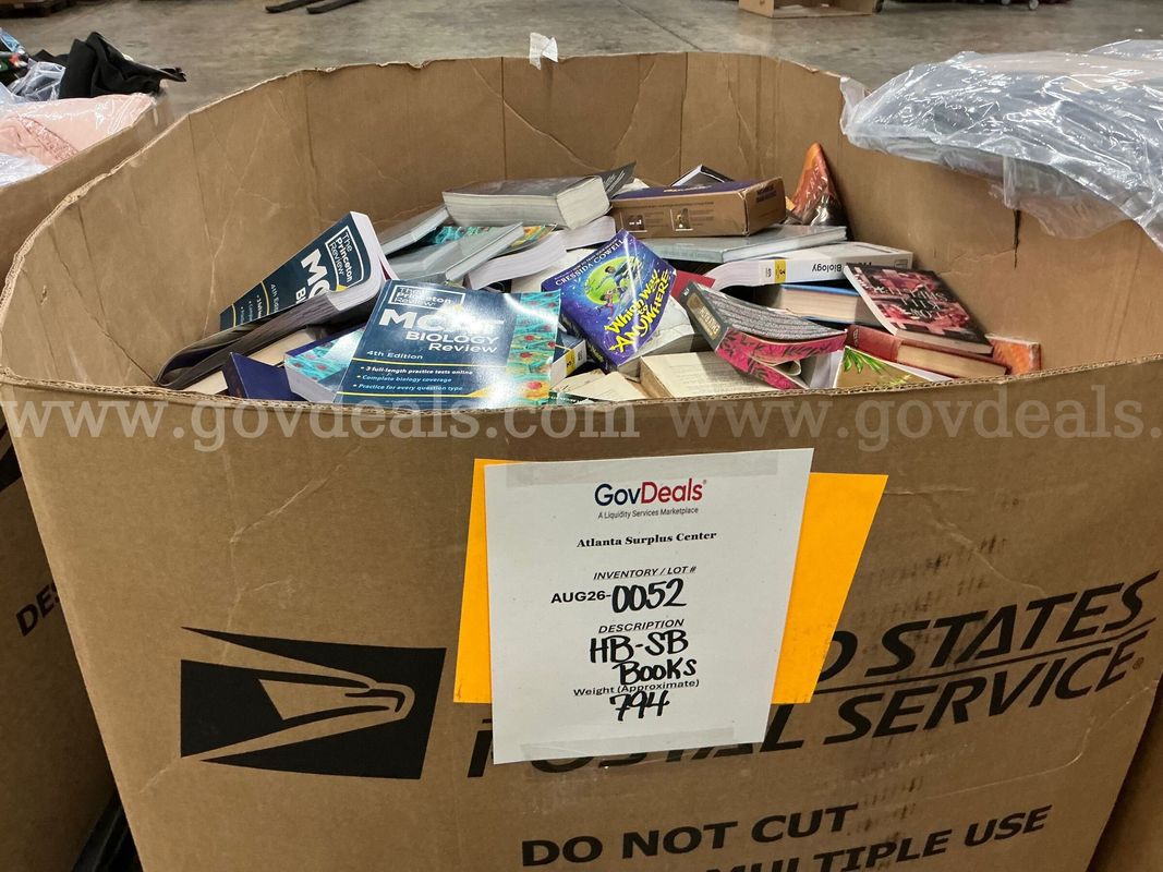 Books: Mixed "Hard and Soft Back" (Gaylord) (AUG26-0052)
