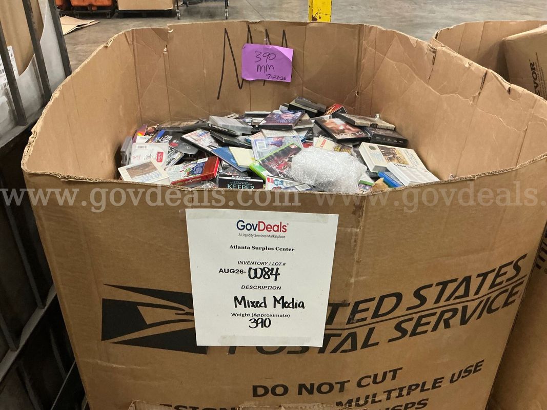 Media: "used' Mixed Media (AUG26-0084)
