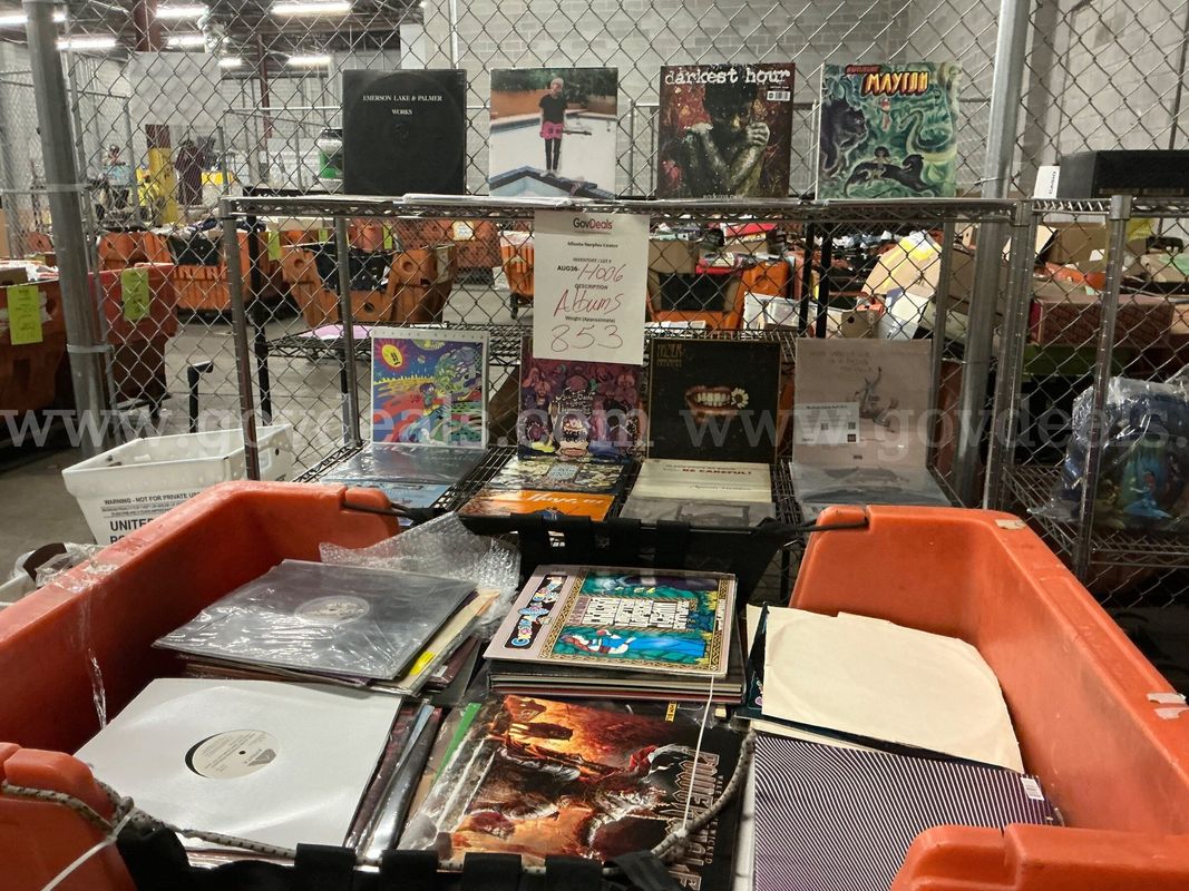 Mixed Media: "Albums"(AUG26-H006)