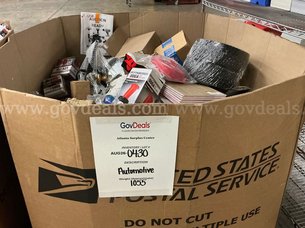 Hardware: "Automotive and Hardware" (Gaylord)(AUG26-0430)