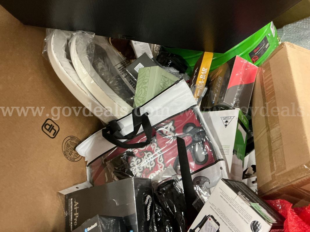 General Merchandise: (Gaylord) (AUG26-0458)