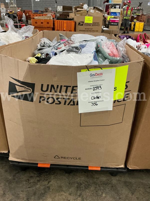 Apparel "Clothes" (AUG26-0593)