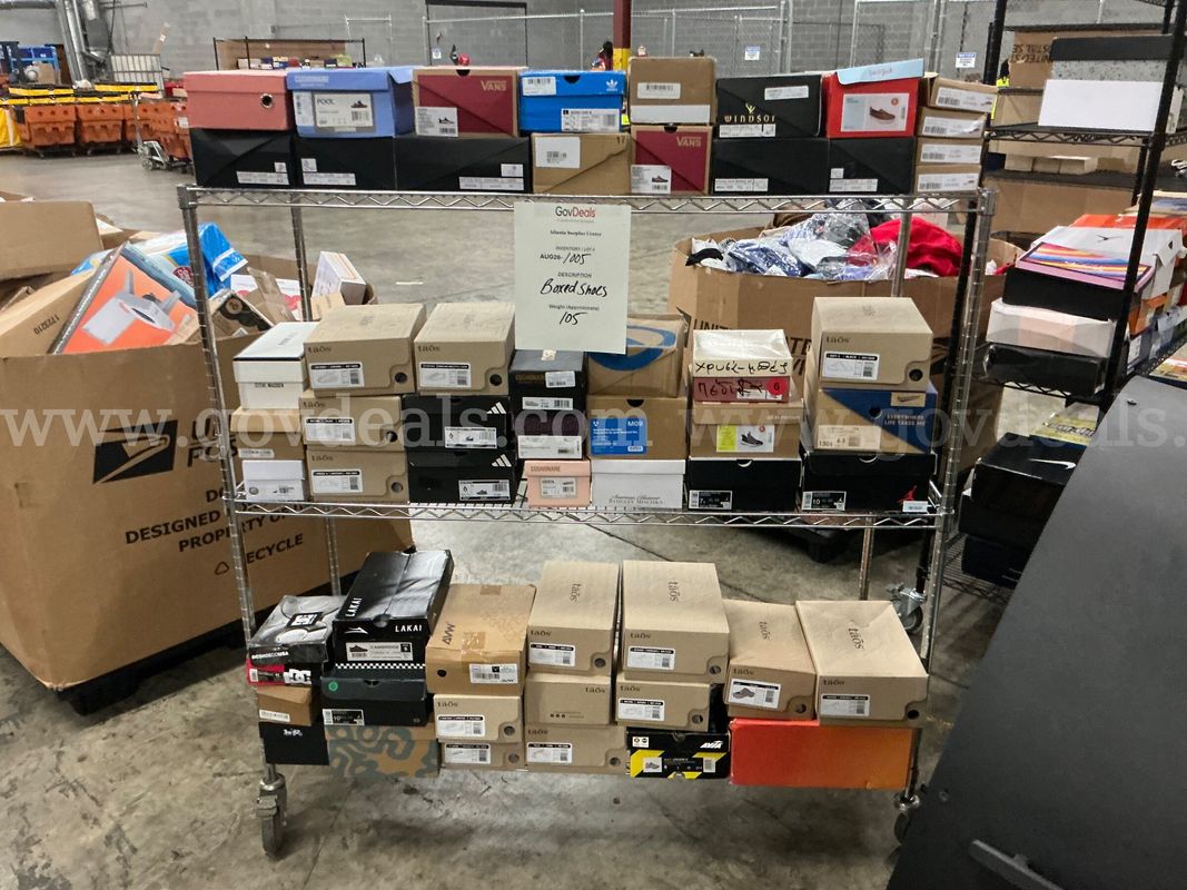 Apparel: "Boxed Shoes" (AUG26-1005X)